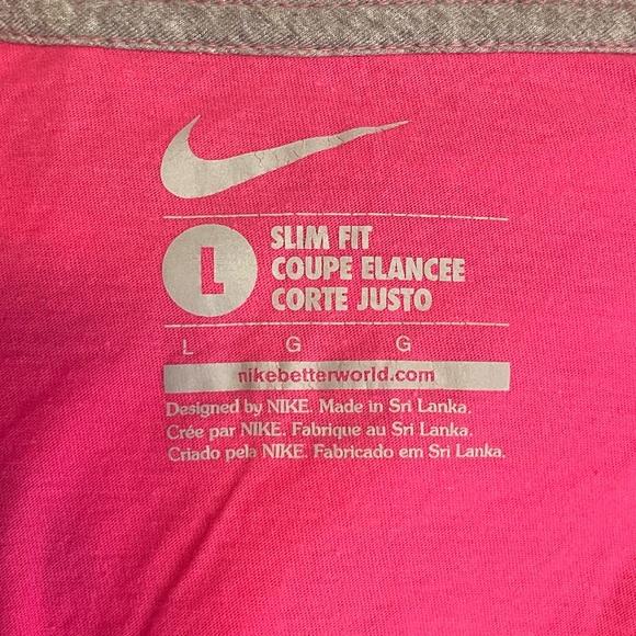 Nike Women's Slim Fit T-Shirt - Pink, Size Large - Picture 6 of 7